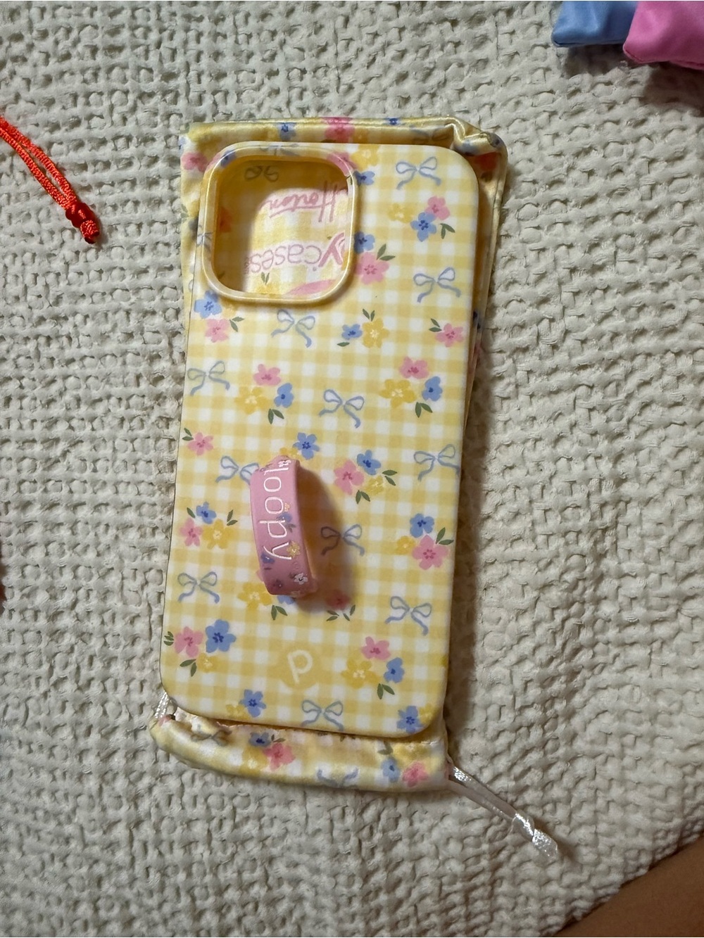 Loopy Case Yellow Gingham Floral iPhone 16 pro max